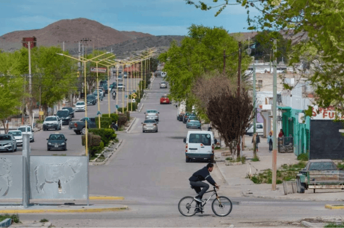 Sierra Grande frente a Vaca Muerta: territorio, normas y actores locales